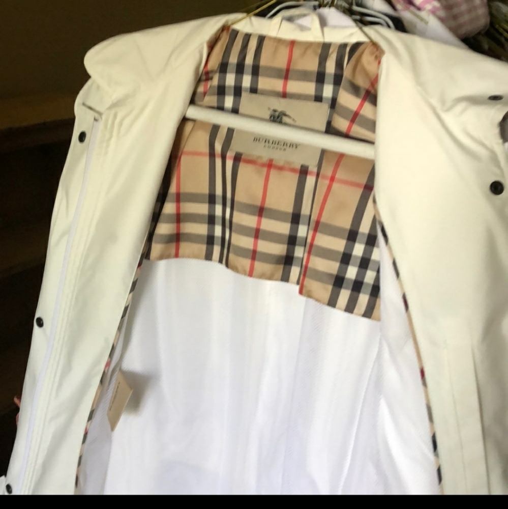 Authentic Burberry coat HOST PICK - Picture 3 of 5